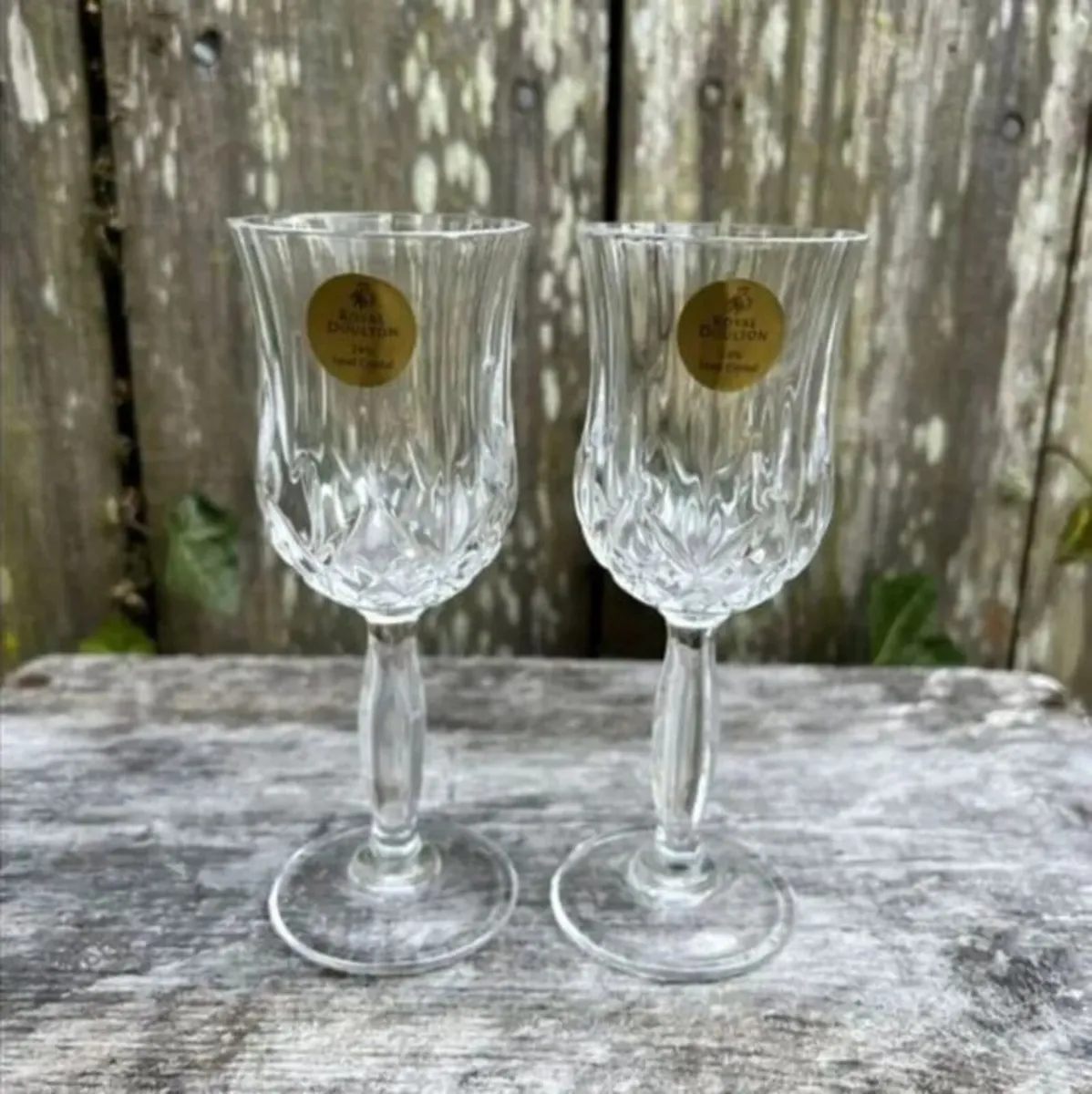 Pair of Royal Doulton Roma Crystal Wine Glasses - Image 2