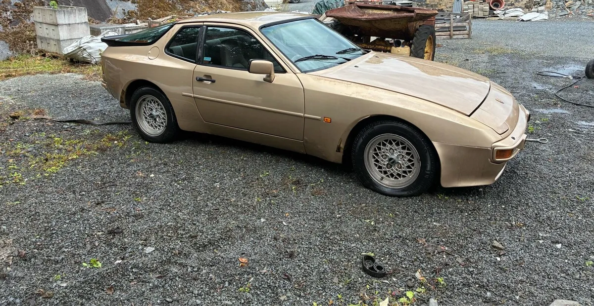 1985 Porsche 944 - Image 1