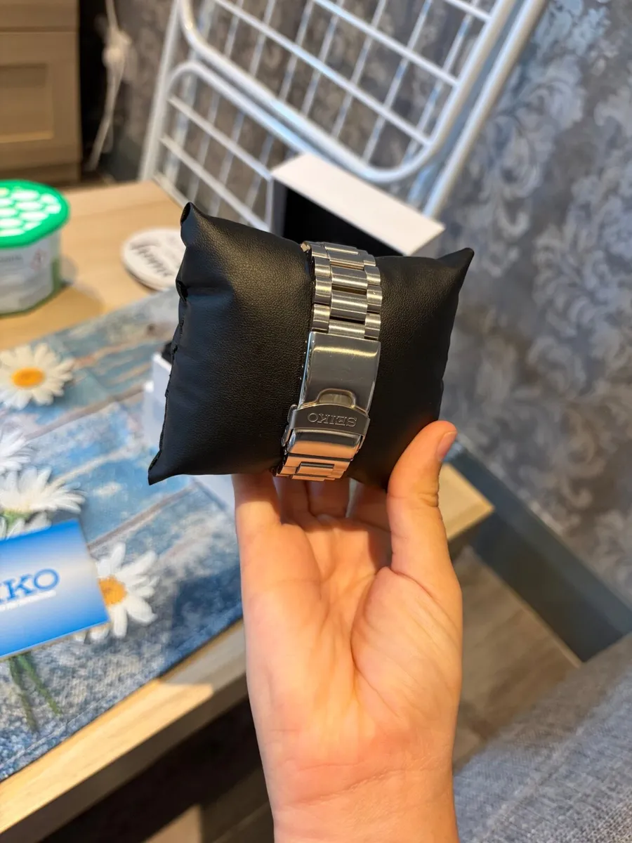 Watch - Image 4