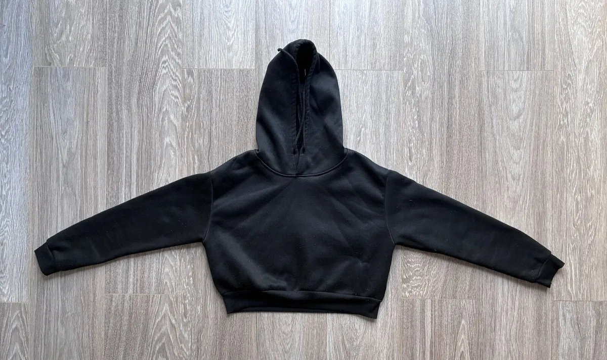 Black Cropped  Hoodie (ex con) - & FREE matching j - Image 3