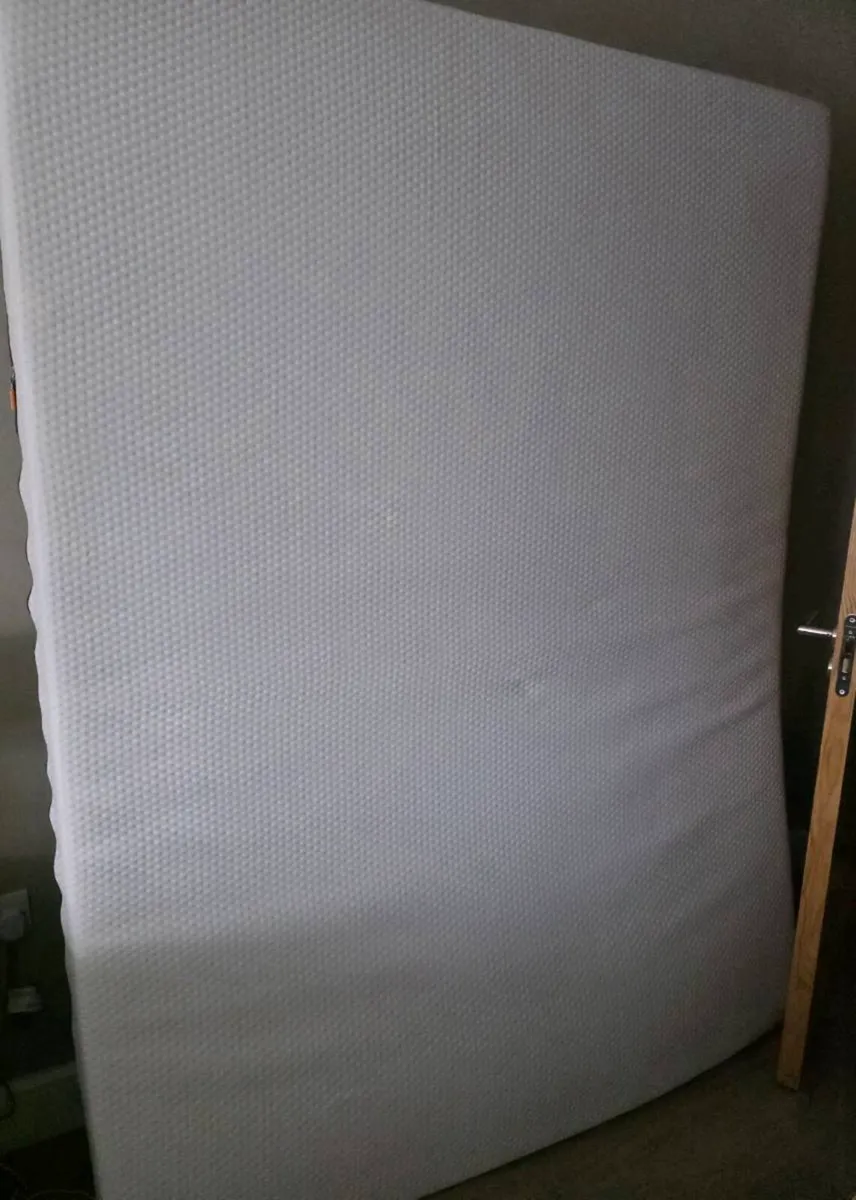 King size mattress - Image 2