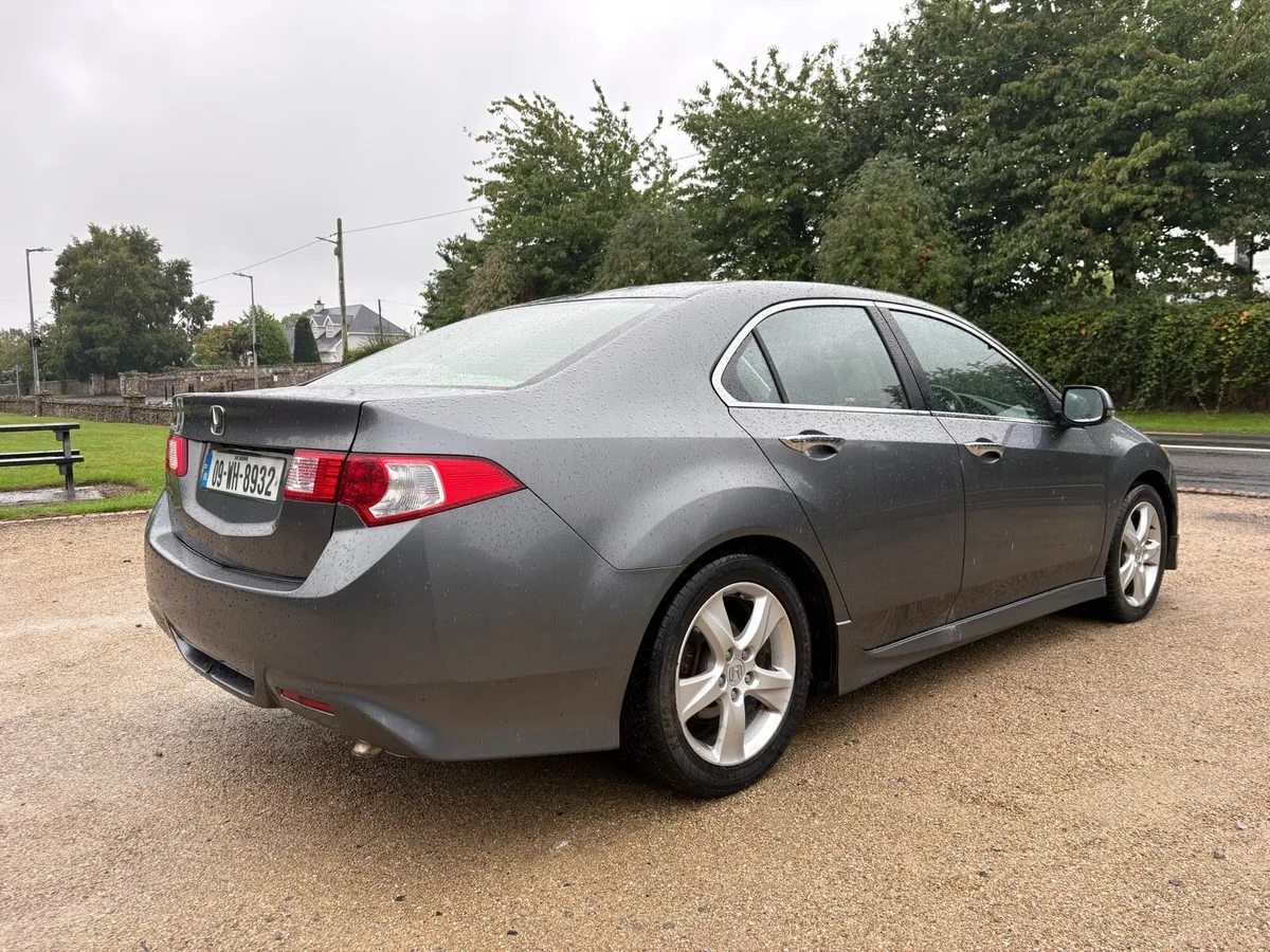 Honda Accord - Image 2