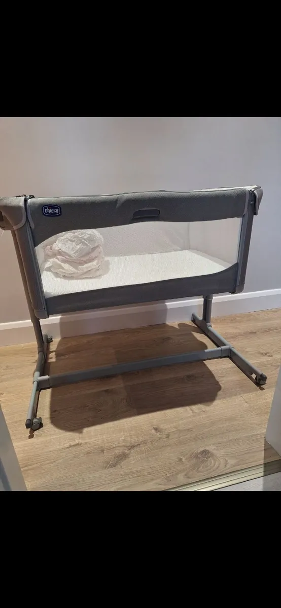 Baby Next to me crib - Image 1