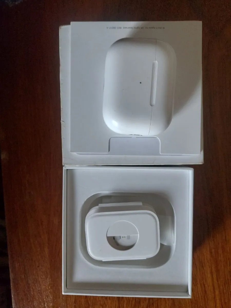 Apple AirPods Pro 2nd Gen USB-C - Image 1