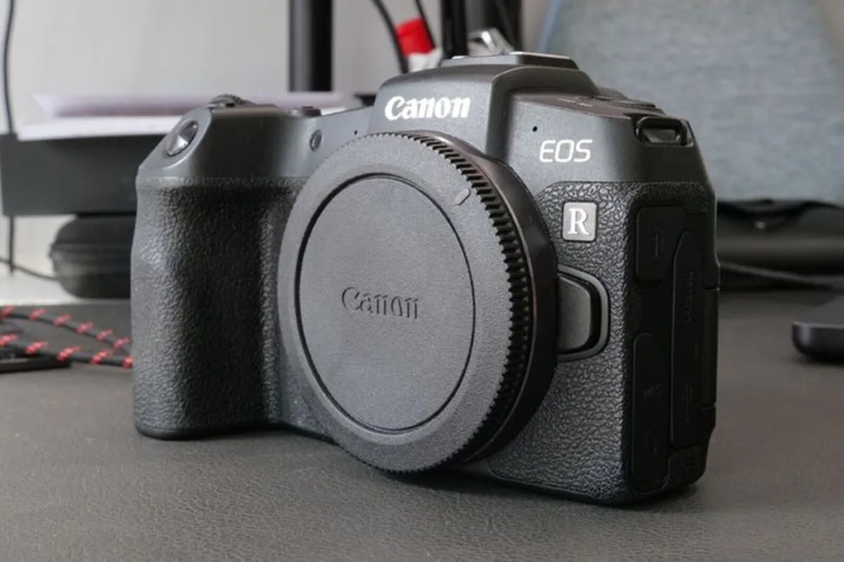 Canon EOS RP 26MP Full Frame Mirrorless - Excellen - Image 4