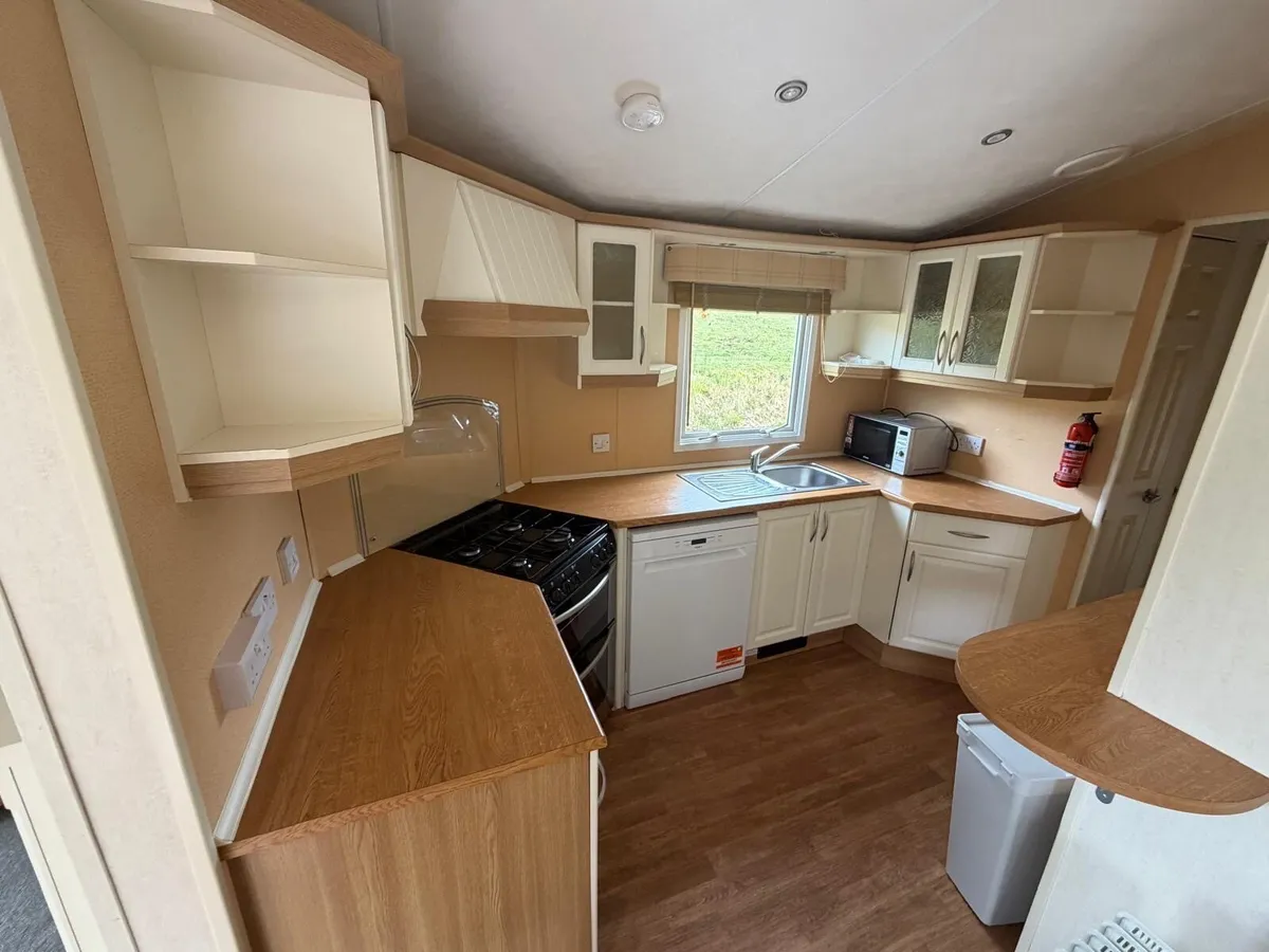 Mobile Home For Sale - Image 2