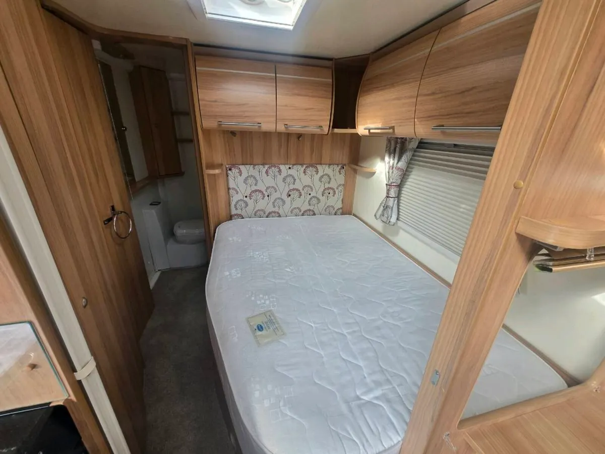 Bailey pegasus gt 65 caravan - Image 4