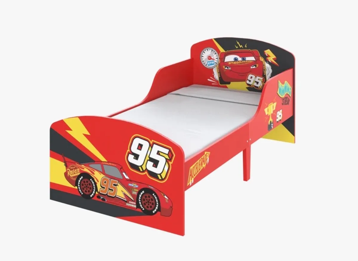 Cars lightning McQueen toddler bed * brand new * - Image 1
