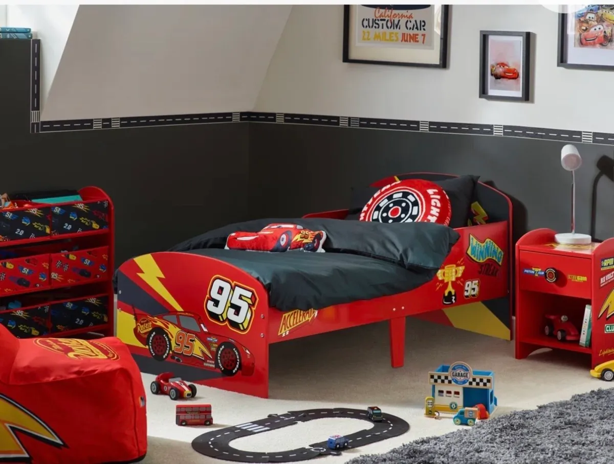 Cars lightning McQueen toddler bed * brand new * - Image 2