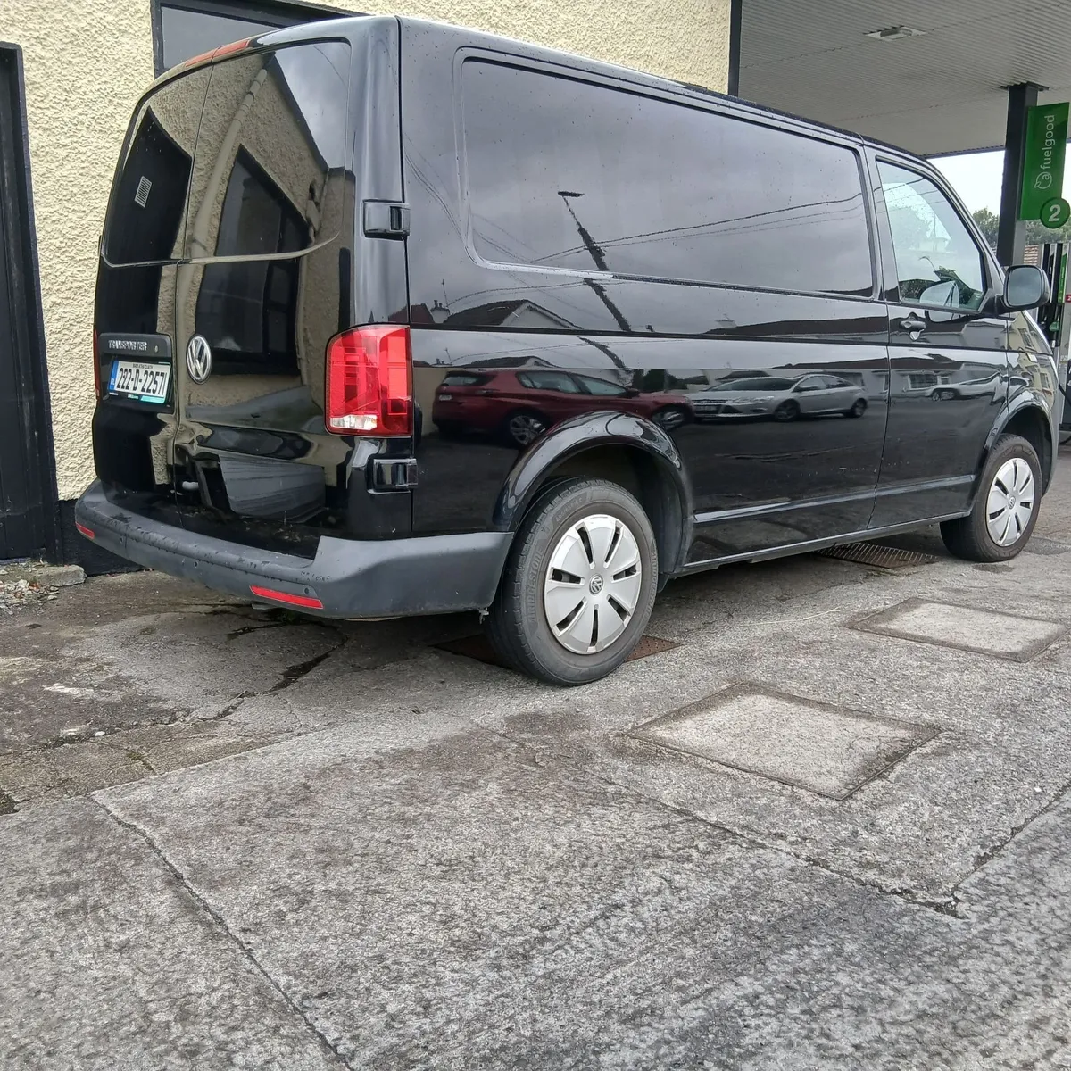Volkswagen Transporter 2022 - Image 1