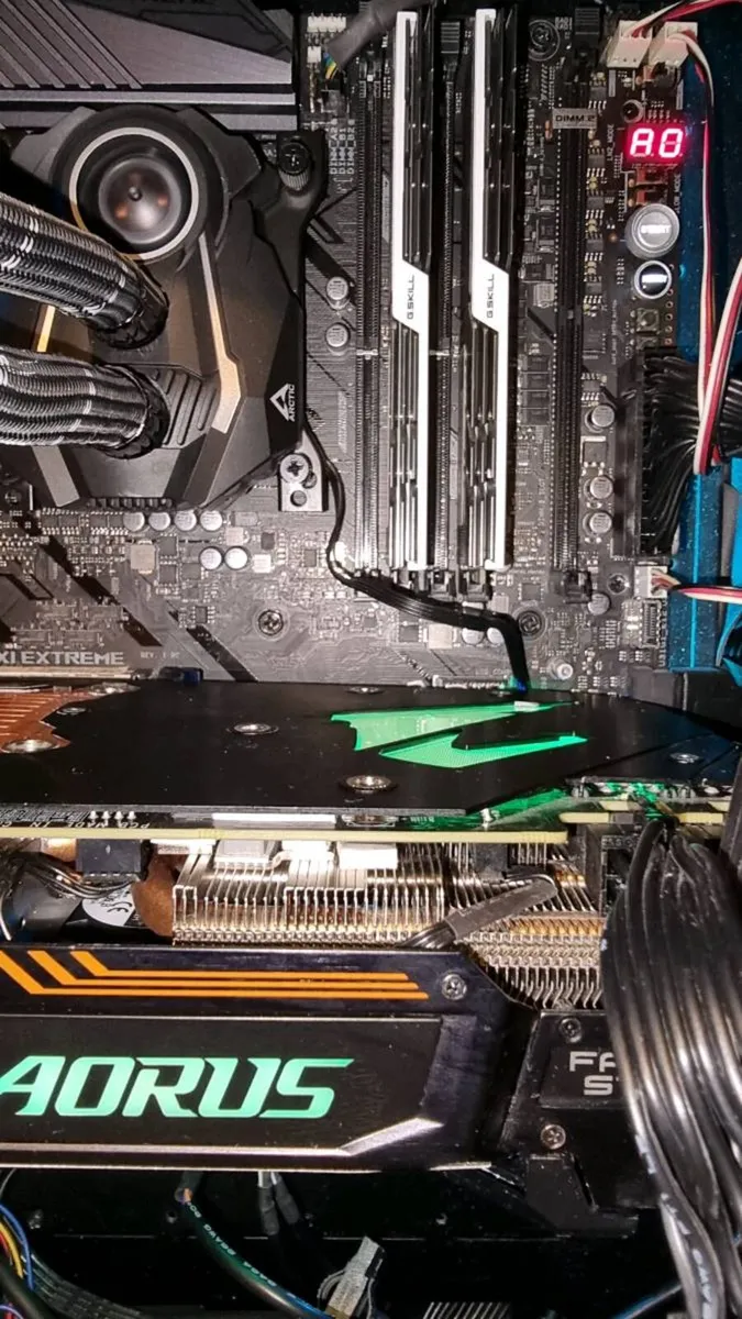 GTX 1080 Ti, i9 9900K, Motherboard, Seasonic PSU - Image 3