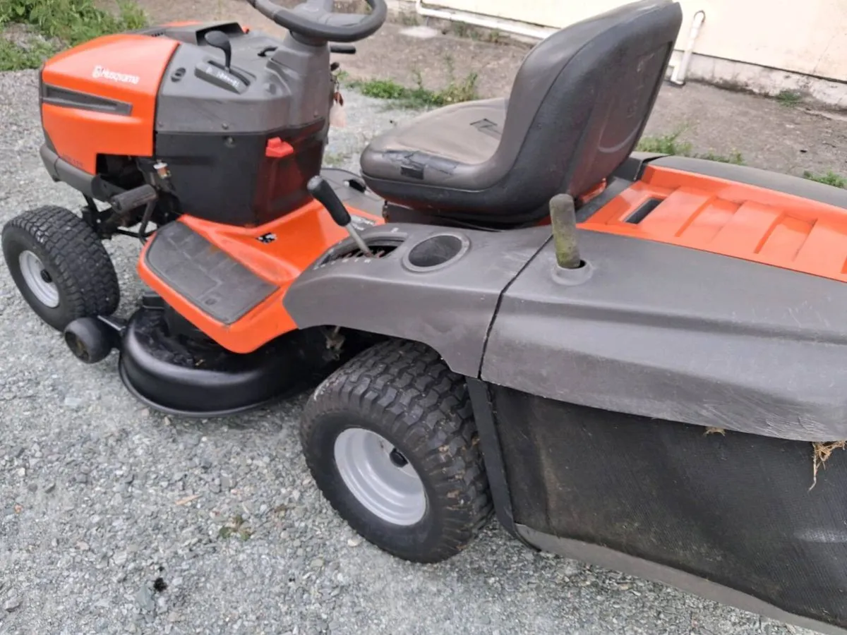 Husqvarna lawnmower - Image 3