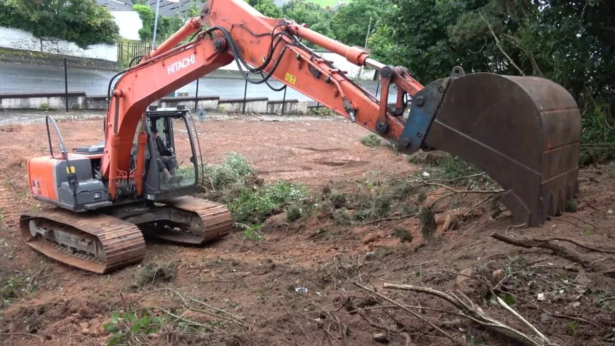 Tractor and excavator operator limerick