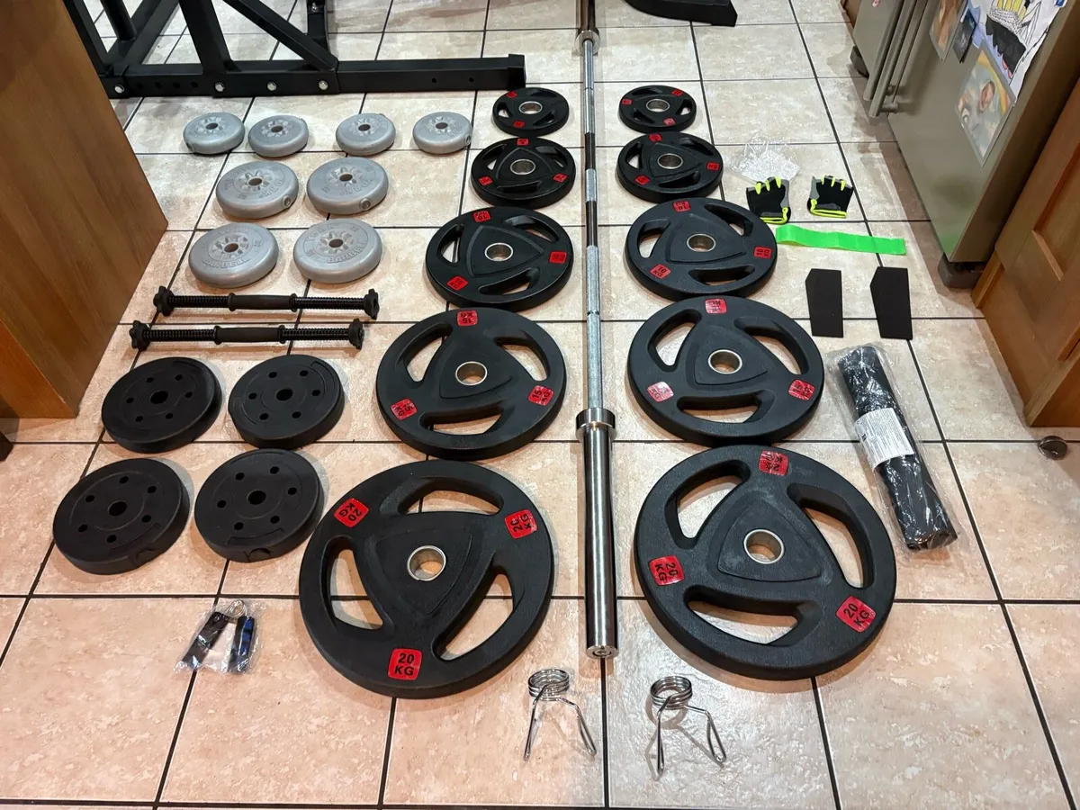 AMAZING GYM WEIGHTLIFTING COMPLETE GYM SET!! - Image 2