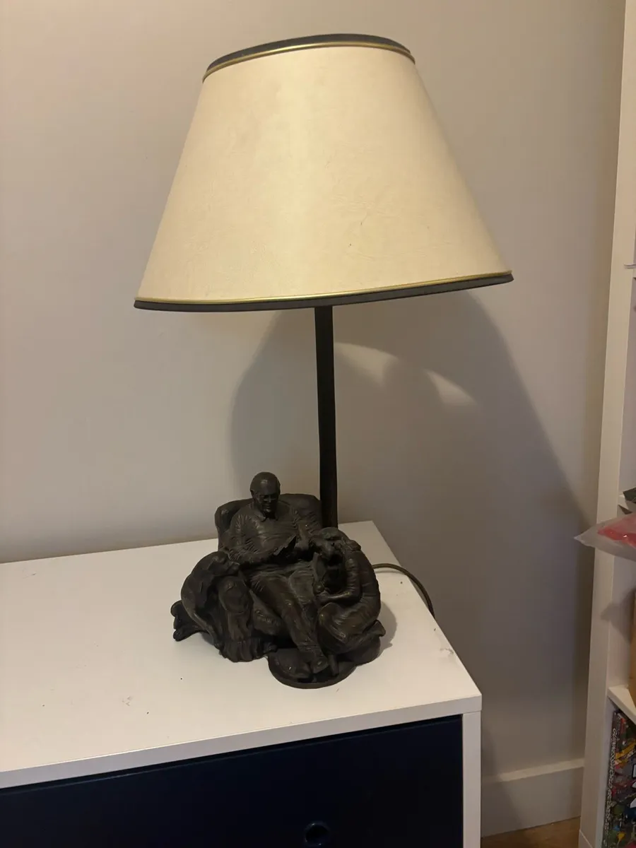 Genesis fine art bronze table lamp - Image 1
