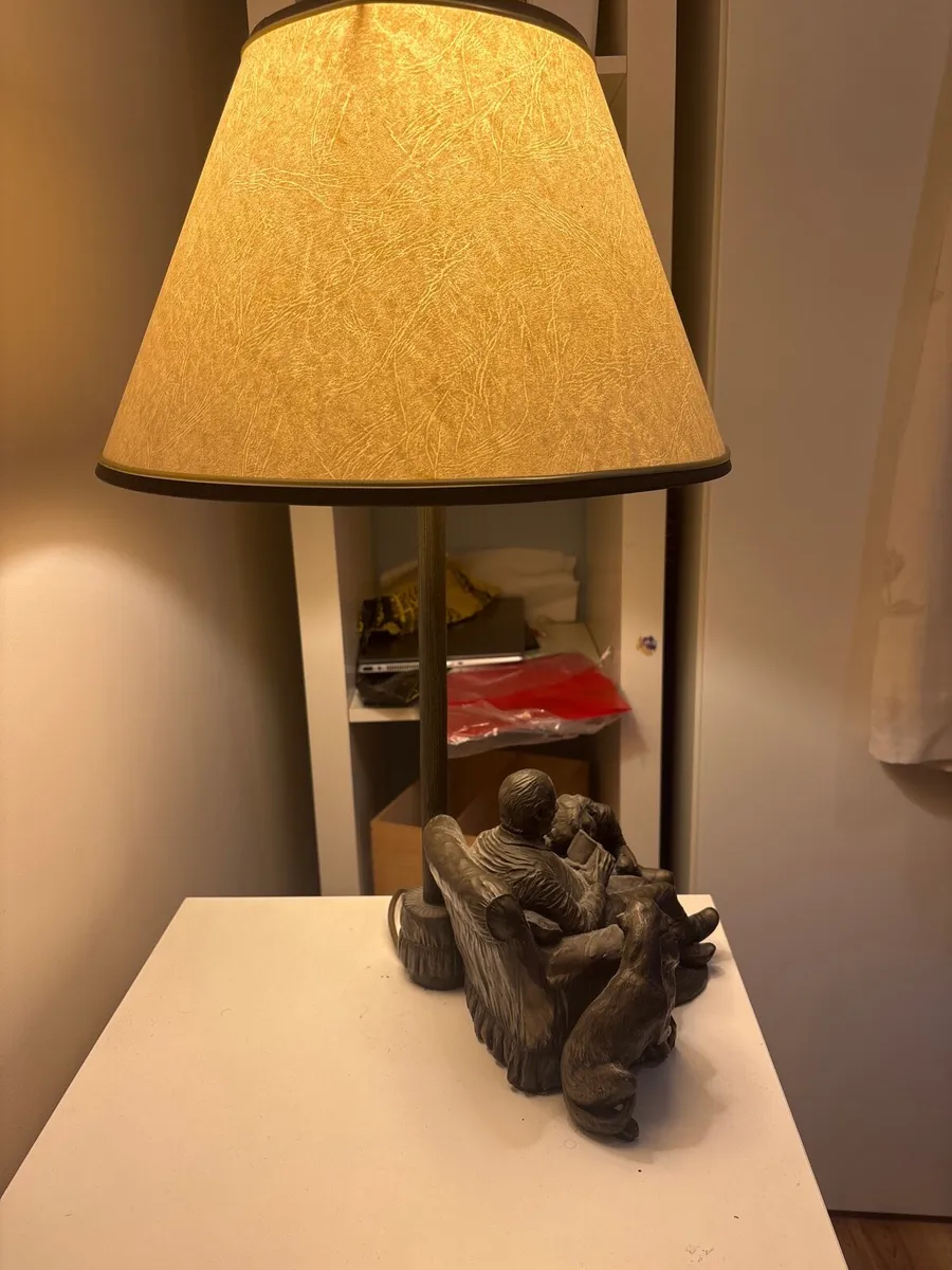 Genesis fine art bronze table lamp - Image 4