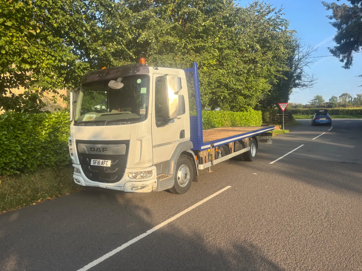 Daf lf crane lorry - Image 1