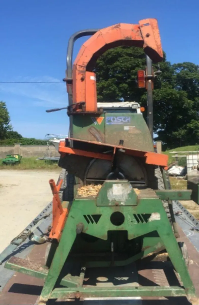 Post Peeler / Debarker - Image 1