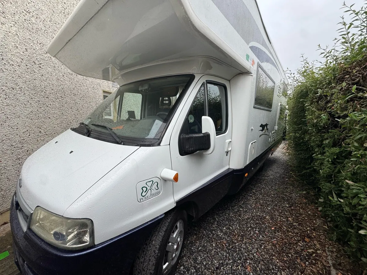 Motorhome - Image 4