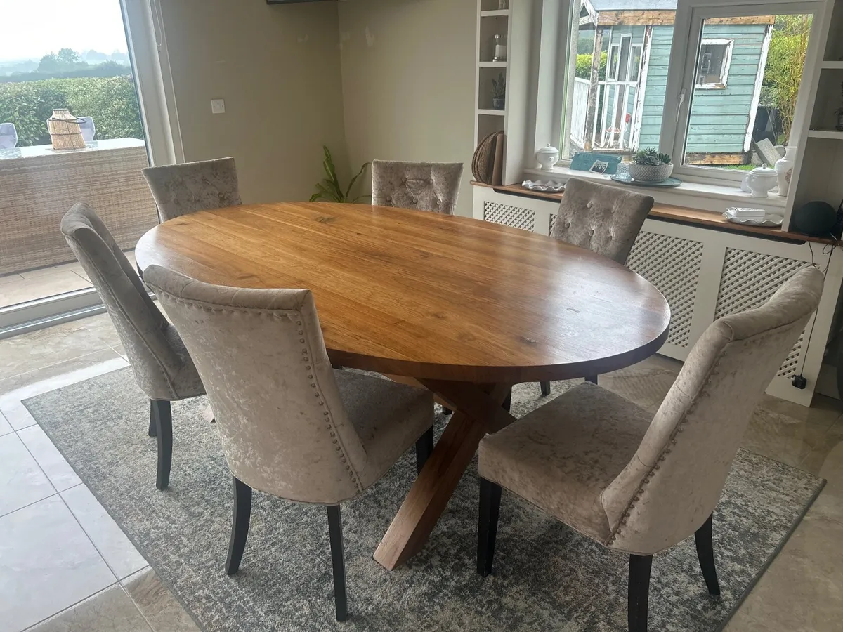 8 Dining Chairs - Image 2