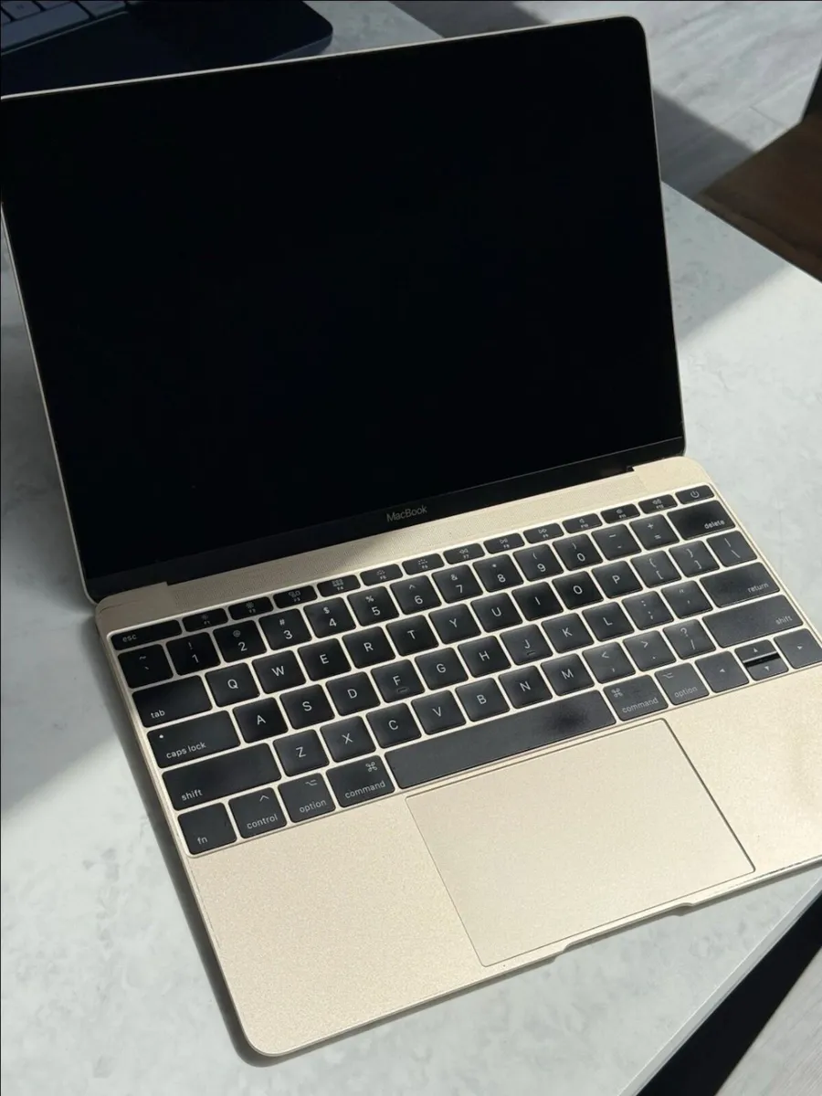 Apple MacBook 12' Retina (2017) m5 512GB 8GB RAM - Image 1