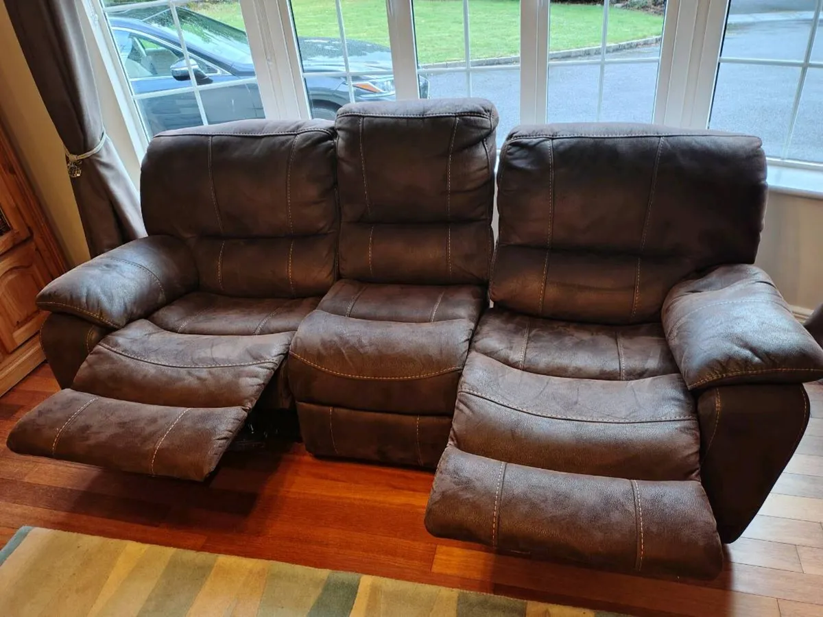 Recliner Sofa - 3 Seater - Image 2
