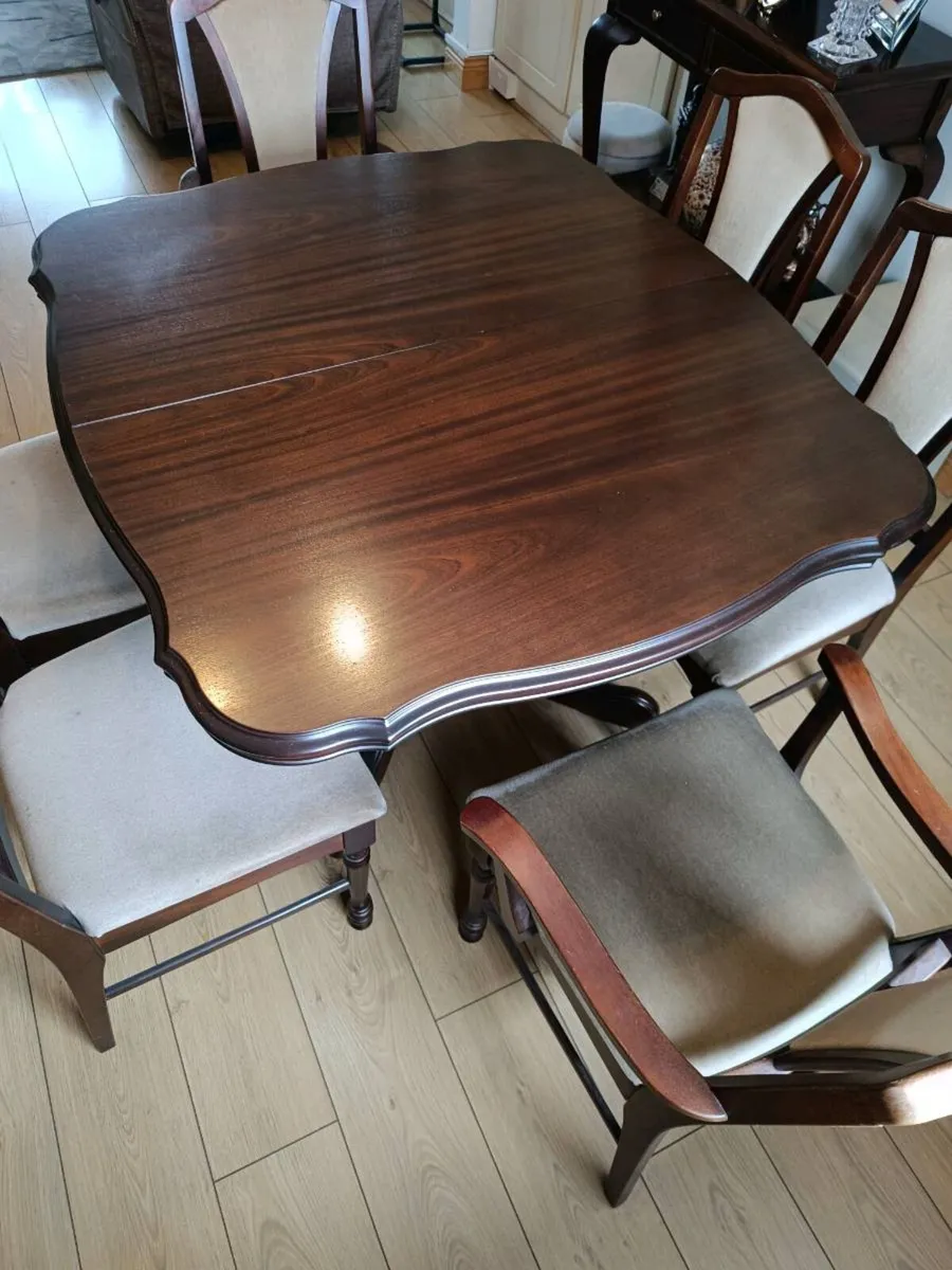 Rossmore dining room table and 6 chairs - Image 1
