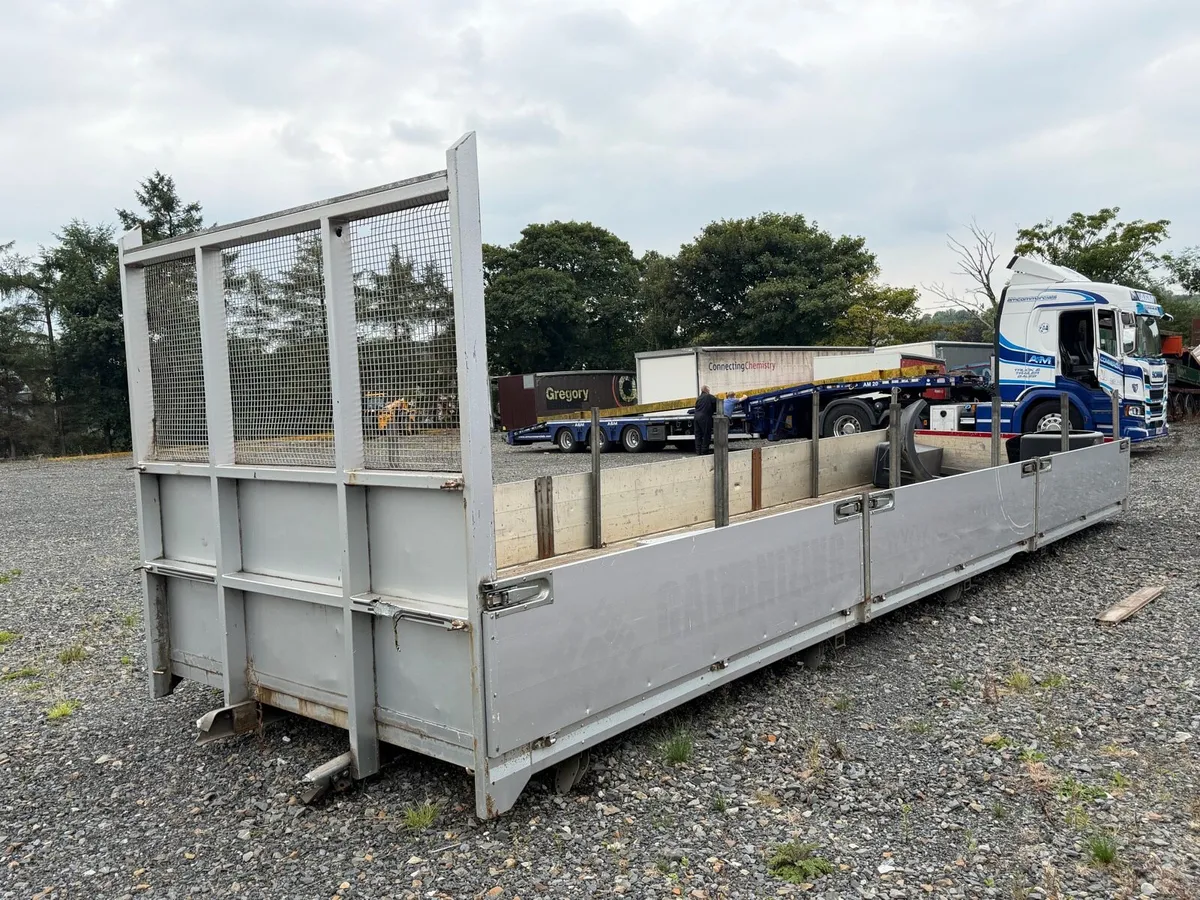 Flat  body Dropside - Image 1