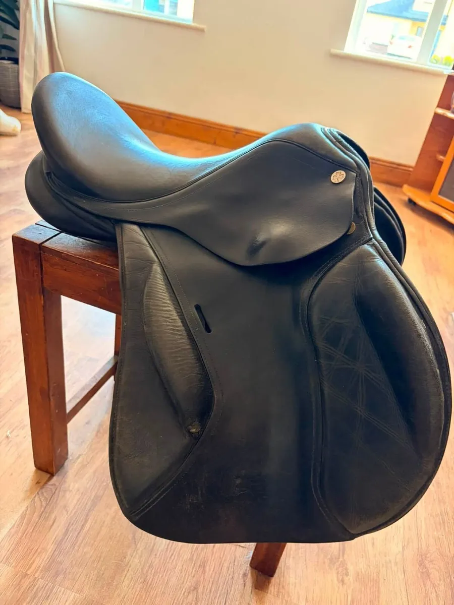 Young Rider Saddle for sale - Image 1