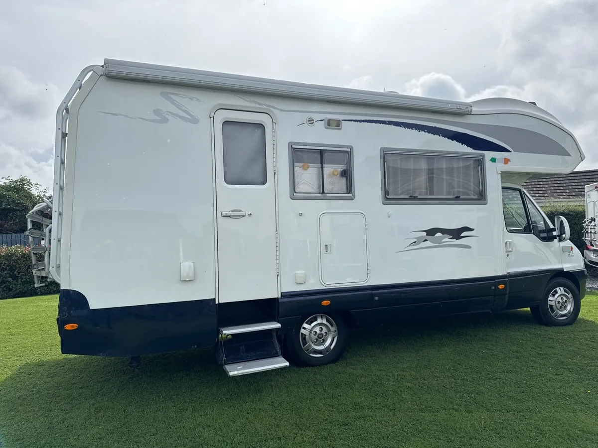 Motorhome - Image 3
