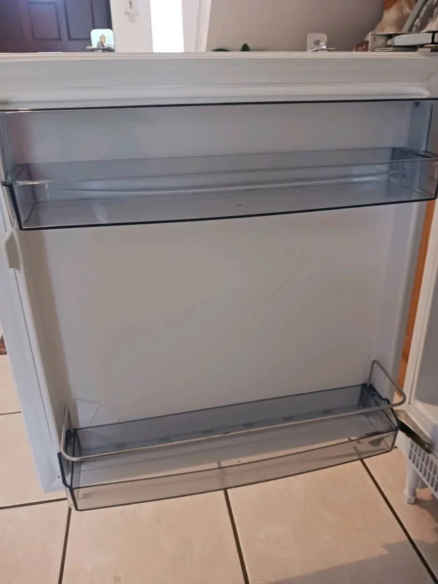 Fridge - Image 3