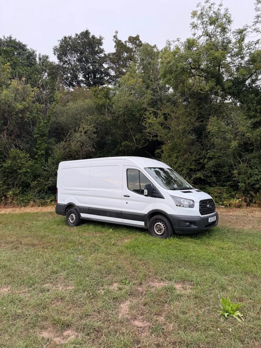 Ford transit 2018 350 - Image 1