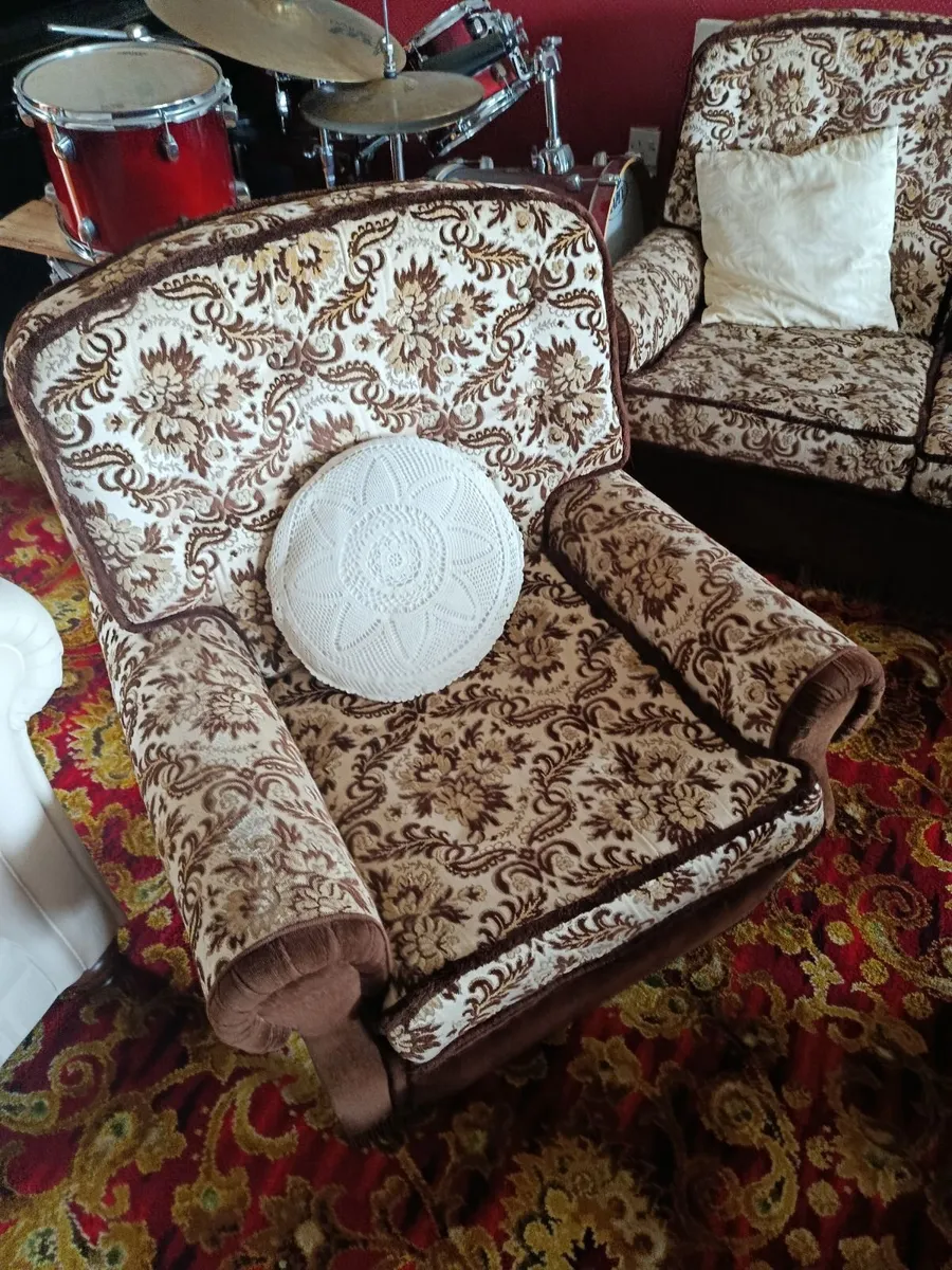 Sofa - Image 3