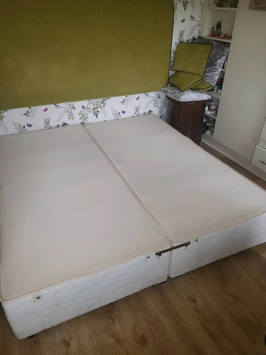 Superking Bed and King Koil Pillow top Mattreas - Image 3