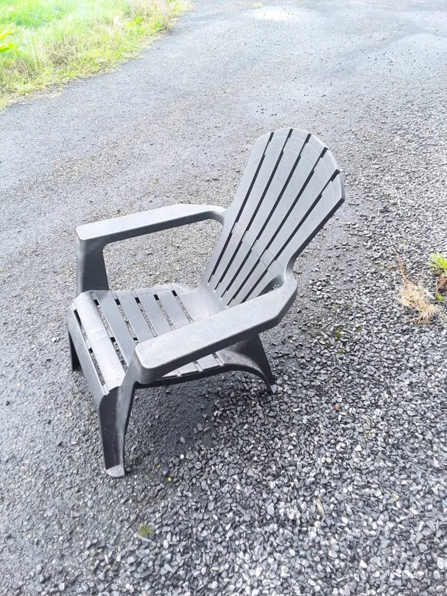 Garden chair comfortable bargain 10e - Image 1