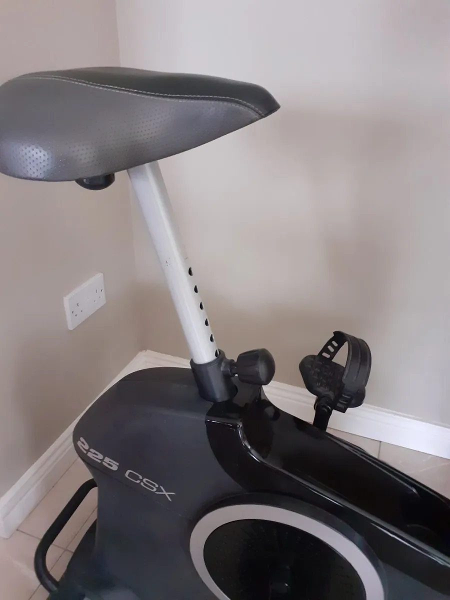 Exercise bike - Image 4