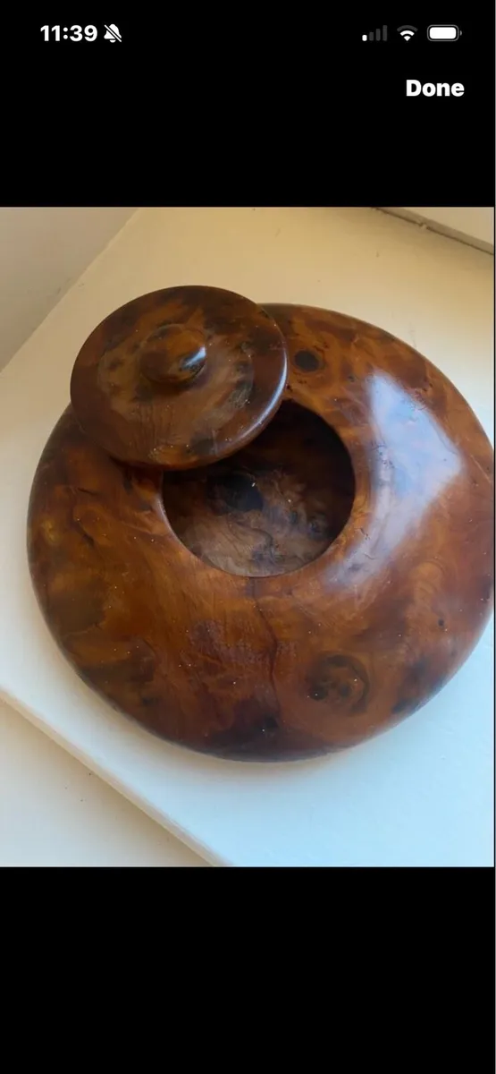 Handcrafted Walnut Jewellery/ Trinket Box - Image 4