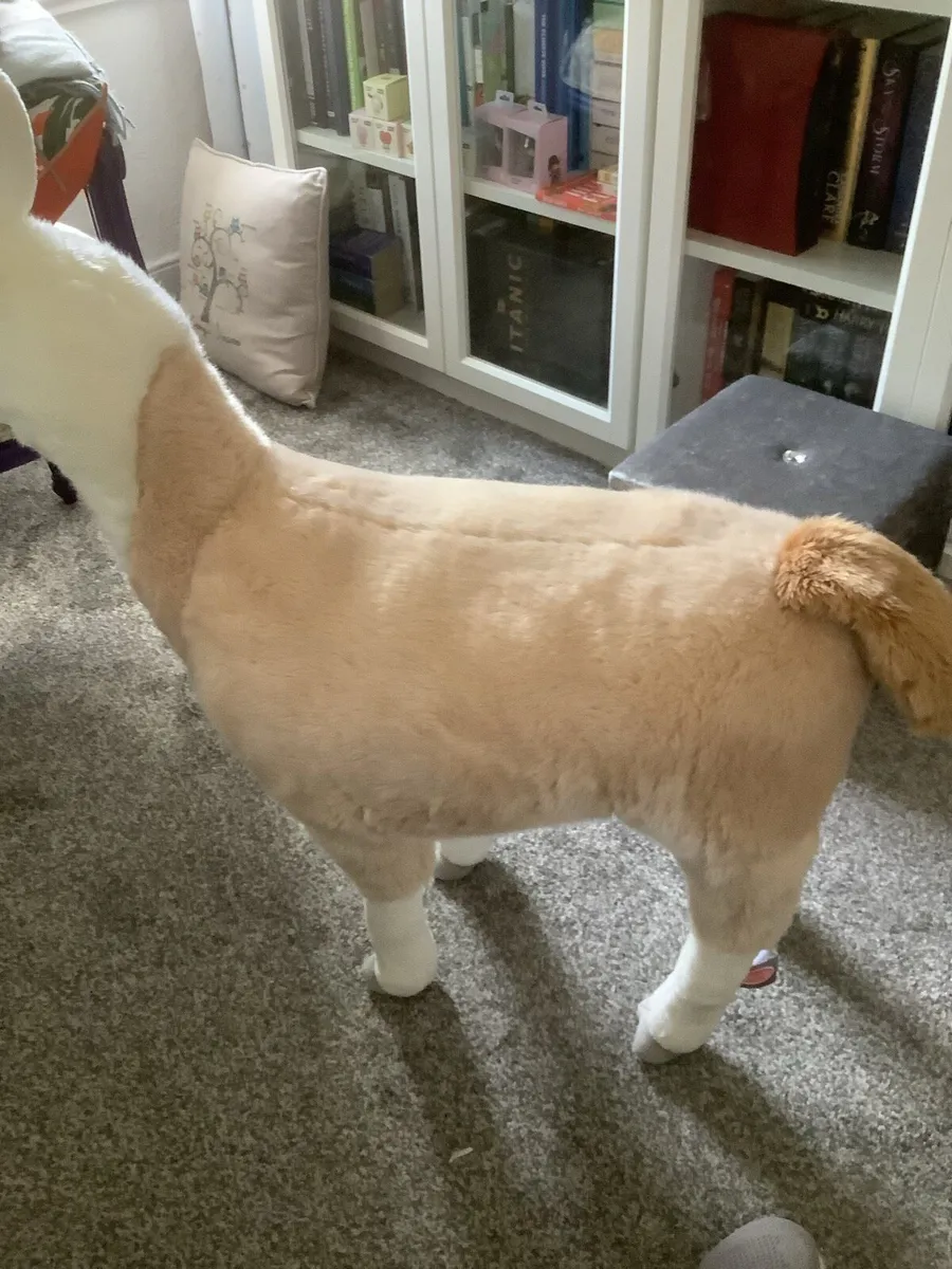 Llama - Melissa and Doug. - Image 3
