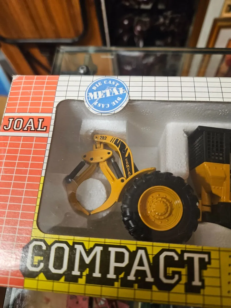 Corgi Joal Log Skidder - Image 2