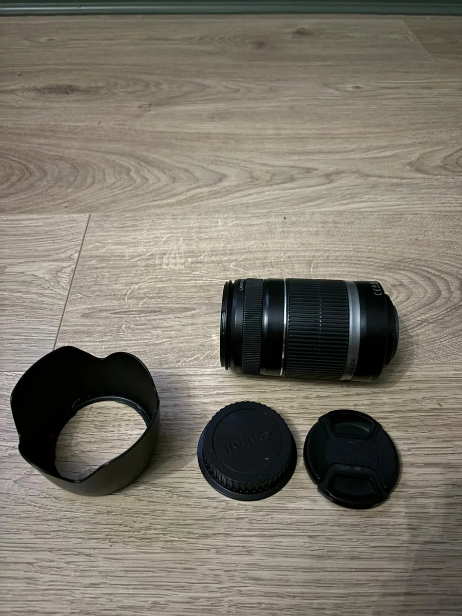 Canon Camera Lens for Sale - Image 1