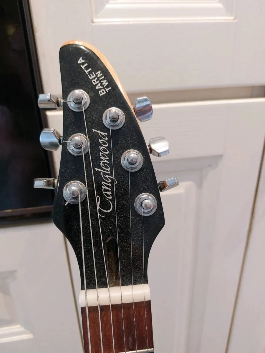 Guitars roland cube amp and effects - Image 3