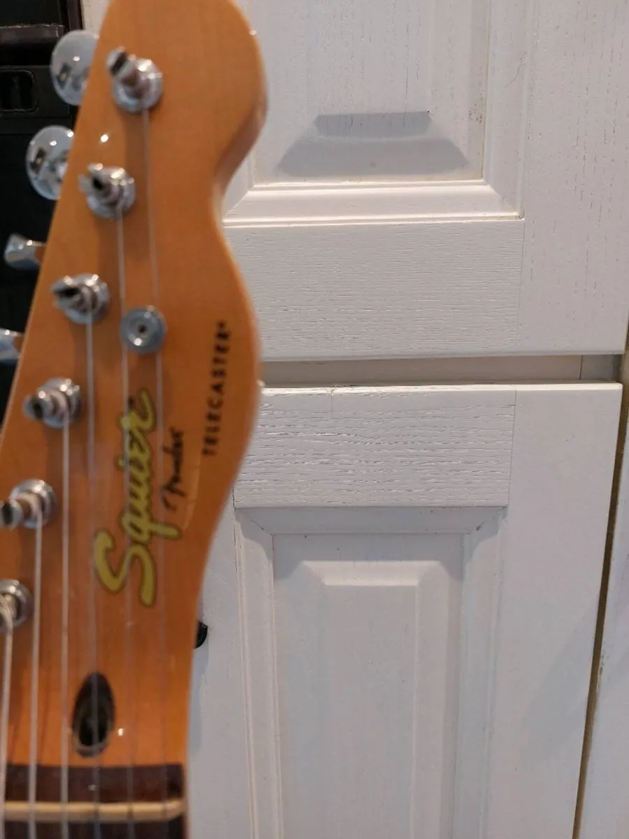 Guitars roland cube amp and effects - Image 4
