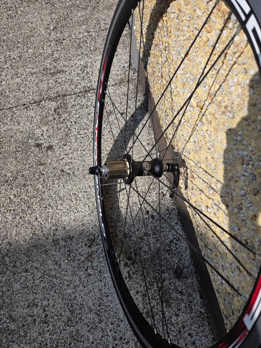 Campagnolo Zonda Wheelset - Image 4