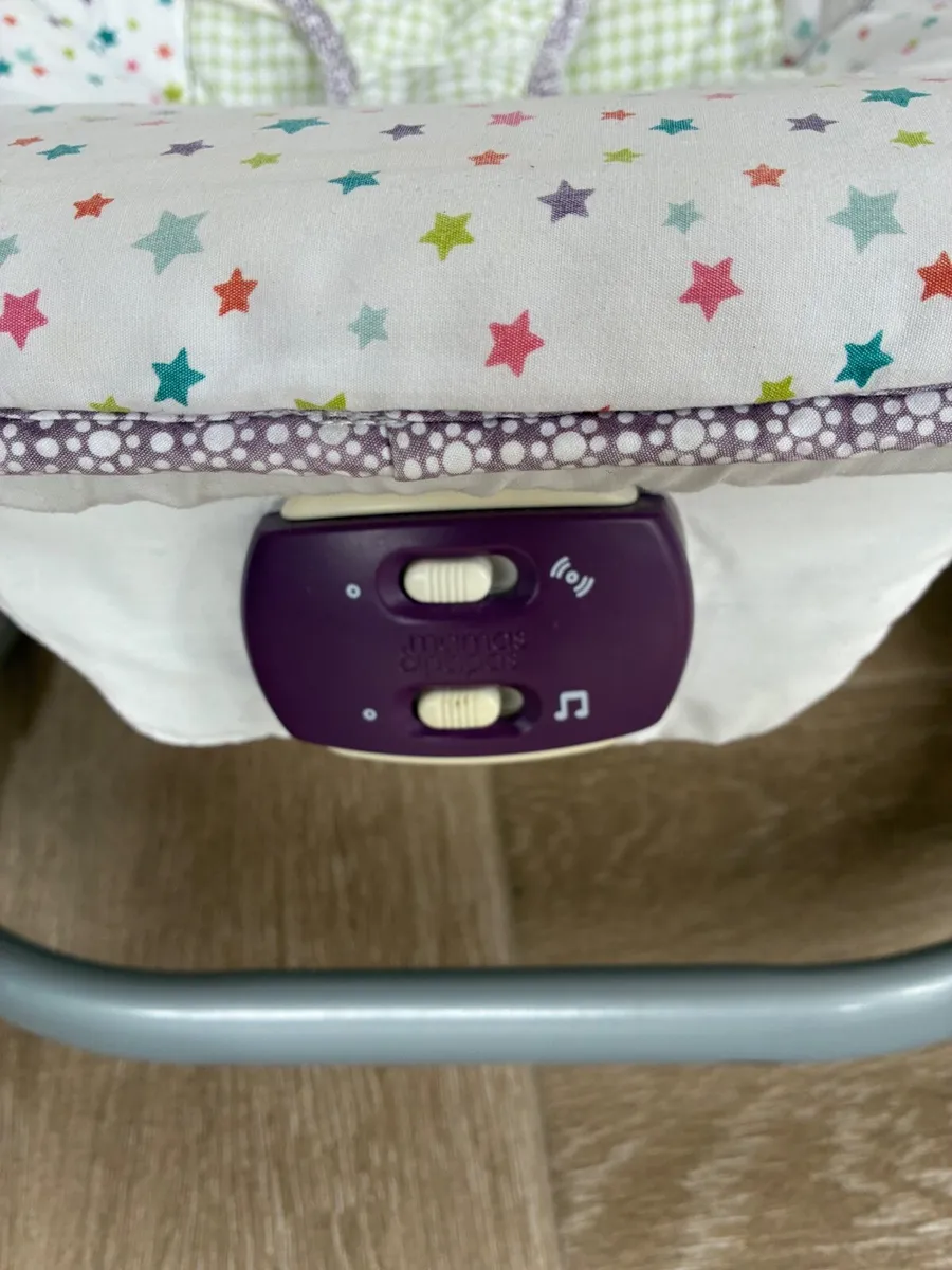 Mamas and Papas vibrating baby bouncer - Image 3