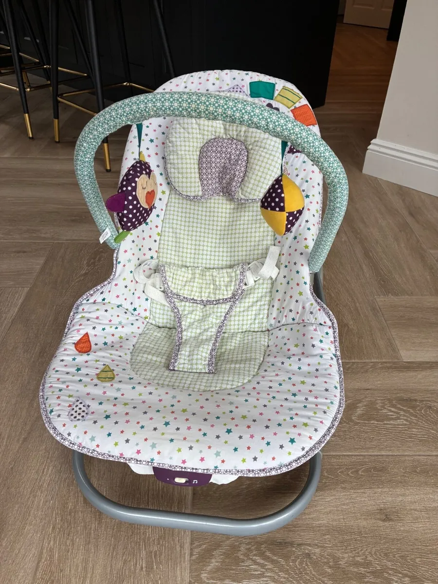 Mamas and Papas vibrating baby bouncer - Image 1