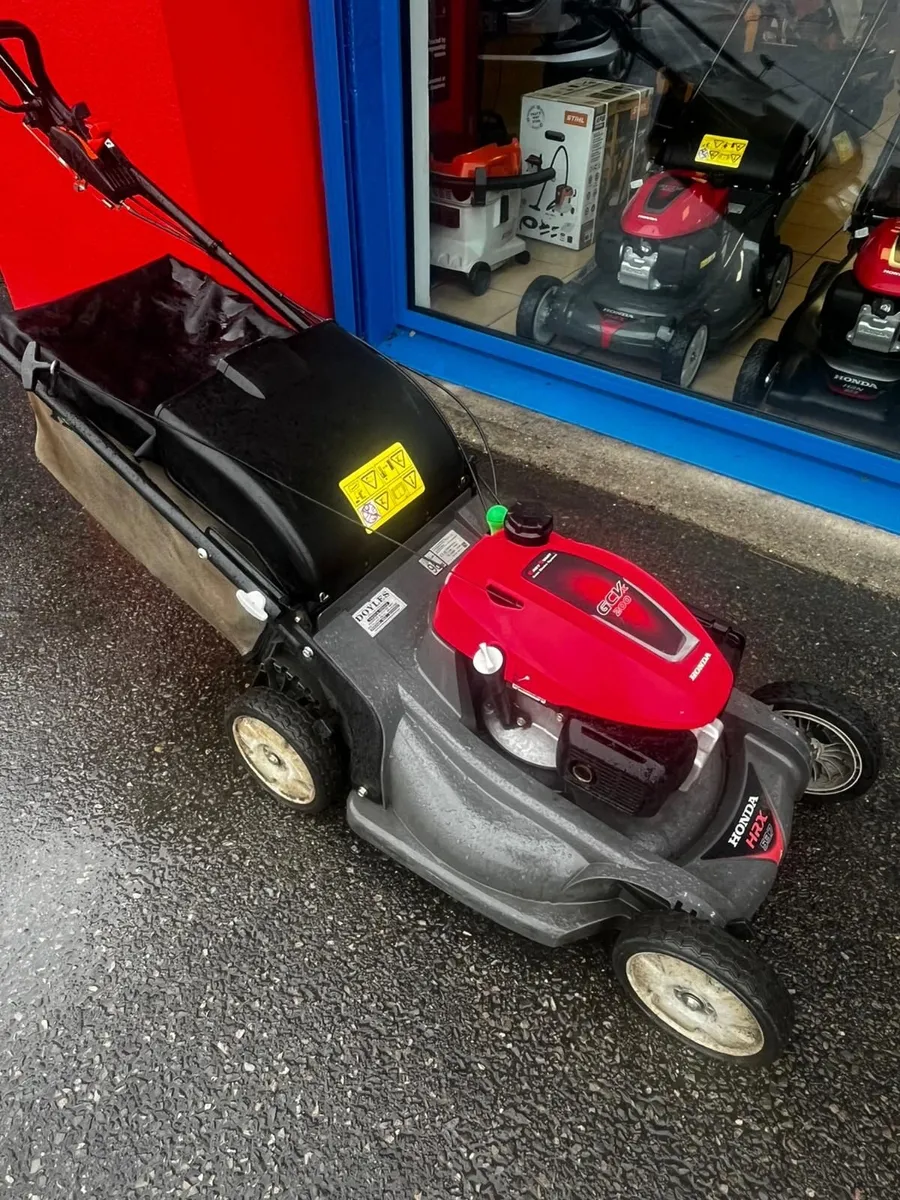 Honda HRX537HYEA lawnmower - Image 2