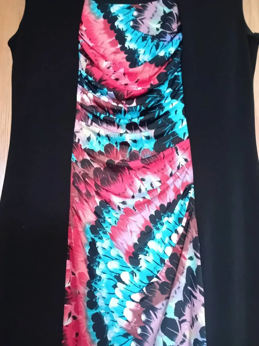 Ladies Dress -Sise 14 - Image 2