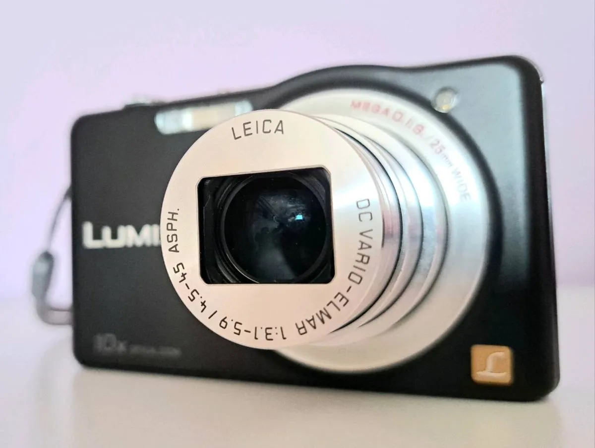 Panasonic lumix SZ1 - Image 2