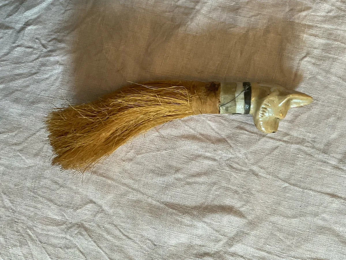 Vintage Japanese Porcelain Animal Head Whisk Brush - Image 2