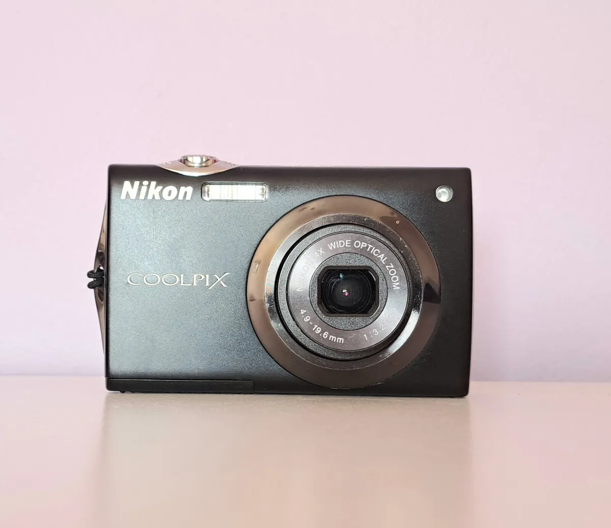 Nikon Coolpix S4000 - Image 1